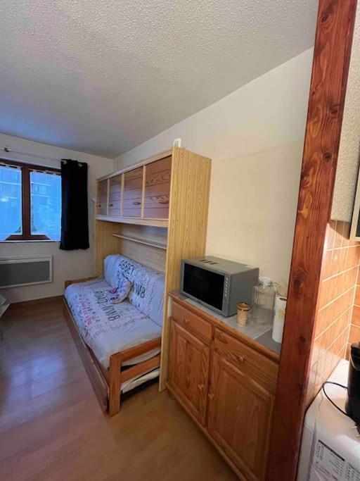 Charmant Studio A Font-Romeu Avec Place De Parking Bagian luar foto